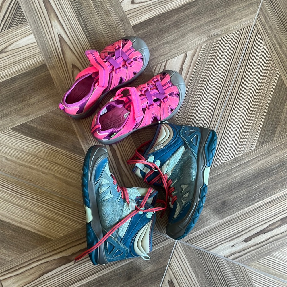 Kids Merrell Outdoor Shoe Bundle